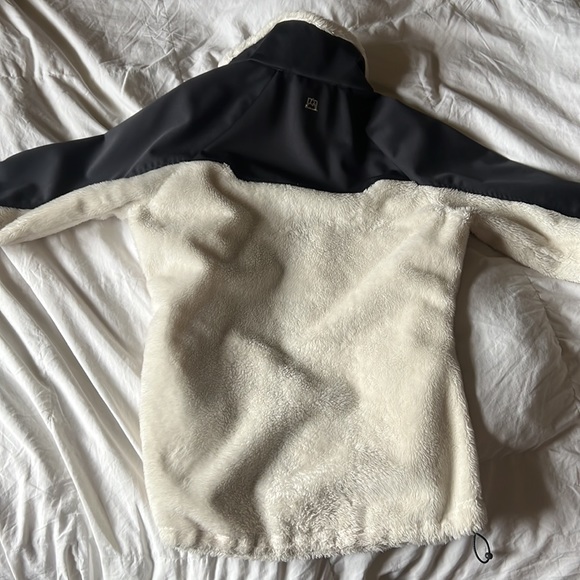 Cream and grey heavy avalanche jacket! - Picture 4 of 5